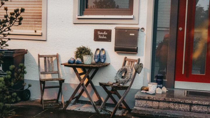 Hausratversicherung – Erste eigene Wohnung (Symbolbild: Bayern Deutschland)