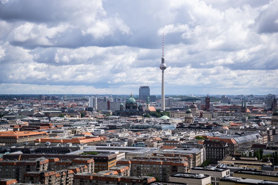 Aktien für Studenten: Mit 100 € starten 2026 – JVD Guide – JVD aktien studenten – JVD